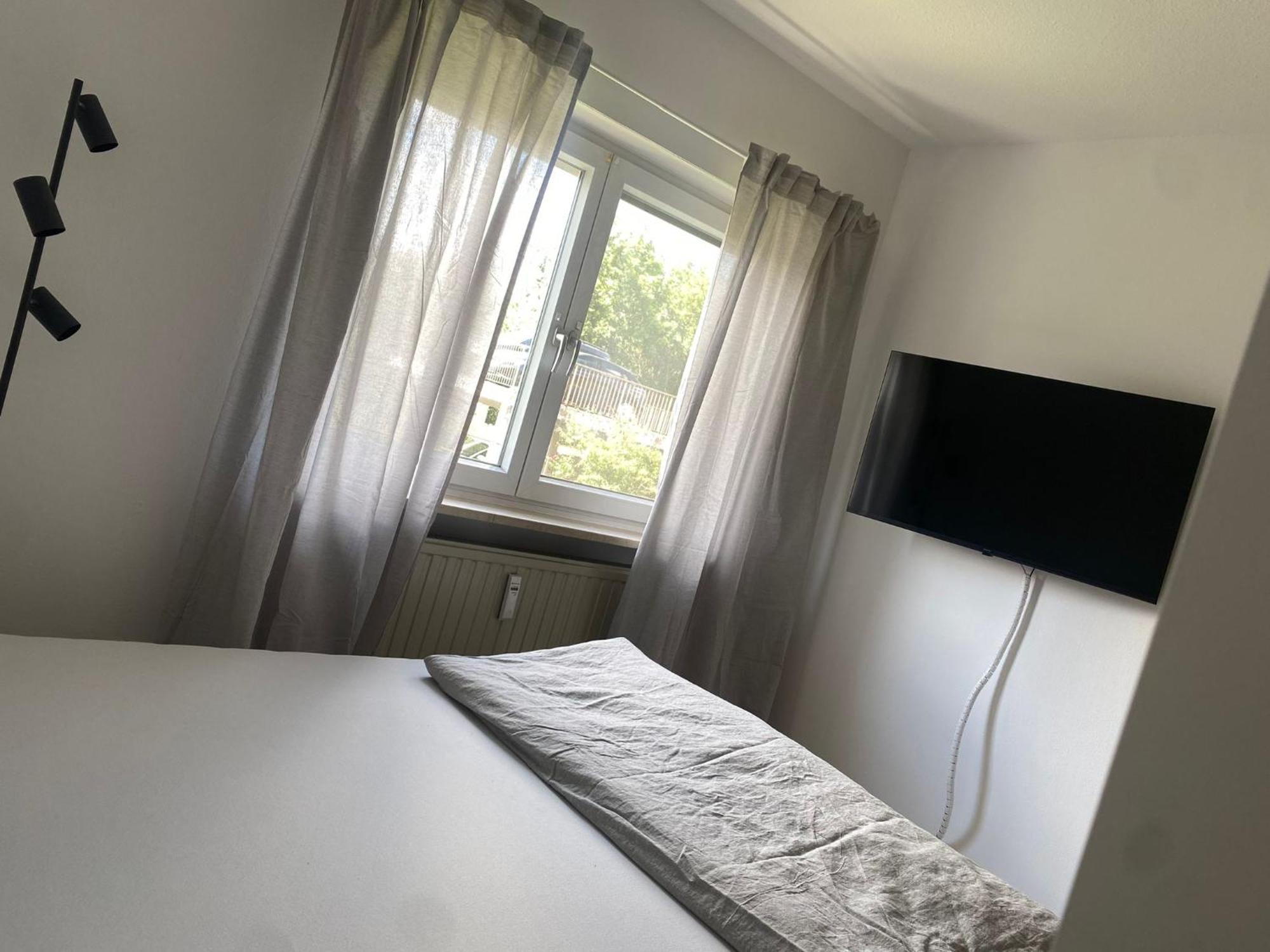 Charmante 1 Zimmerwohnung Mit Stellplatz Würzburg Exterior foto